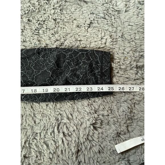 Lululemon Align Pant Cropped fit Lacescape Dark Cast Black 4 - Picture 6 of 7